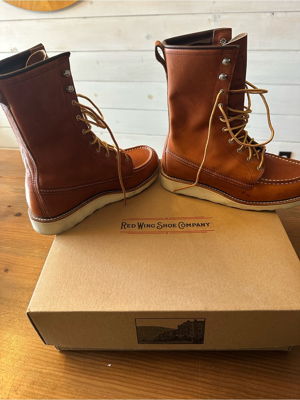 Red Wing Heritage Women's 8" Classic Moc Toe Boots 3427 Size 7.5B EUC